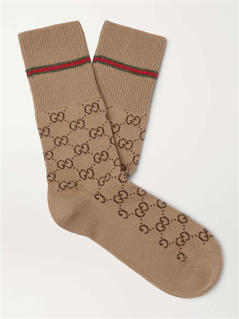 brown gucci socks outfit.